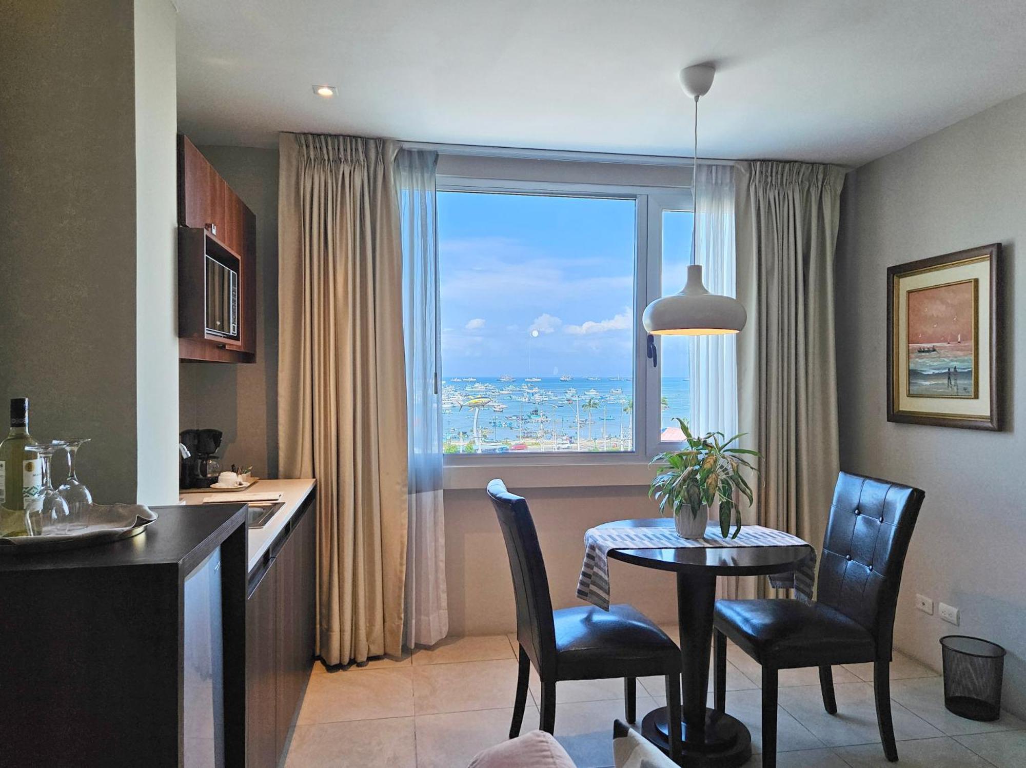 Hotel Perla Spondylus Манта Экстерьер фото
